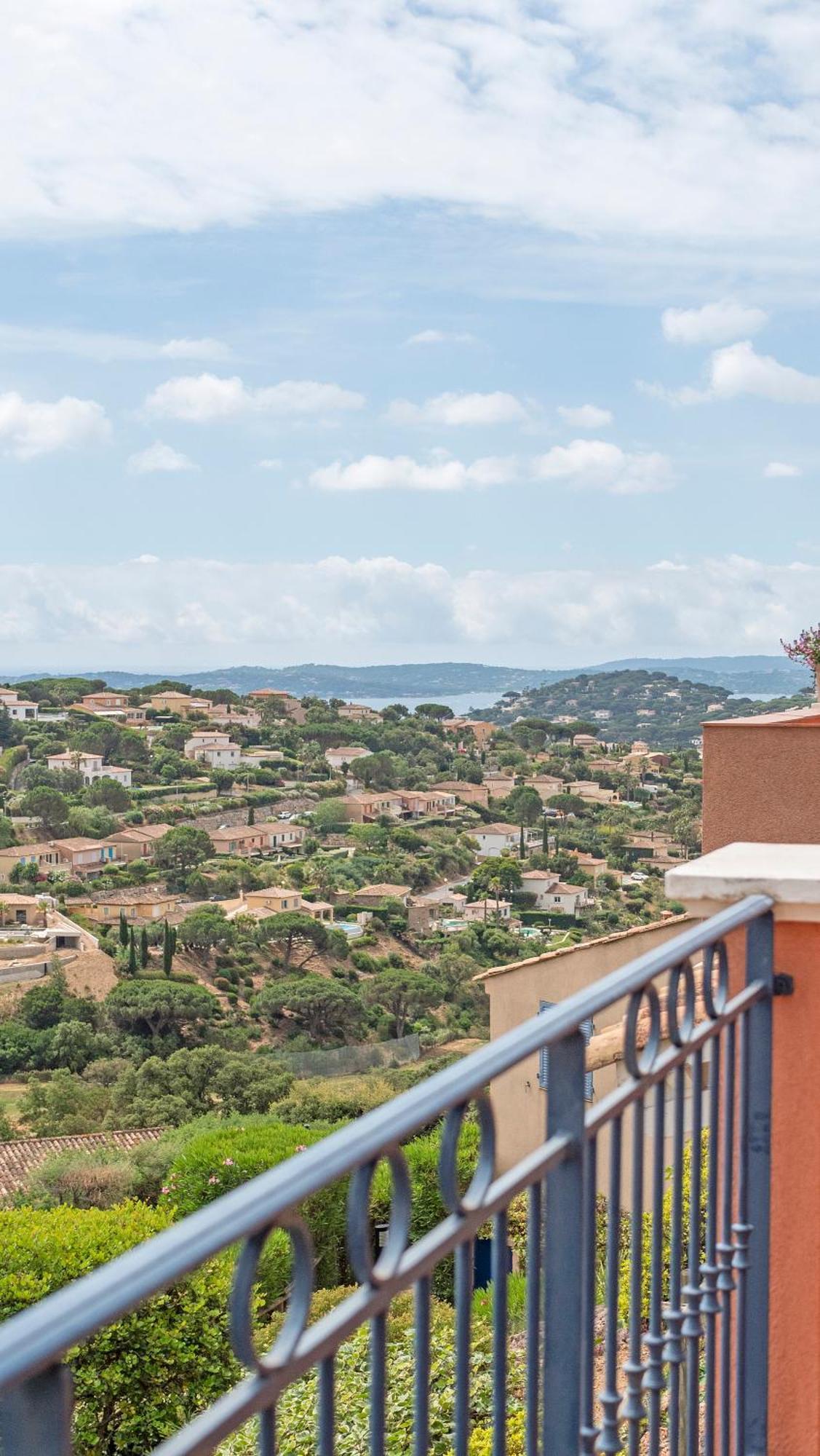 Les Cigales, Superbe Vue - Golfe De Sainte-Maxime Apartment Luaran gambar
