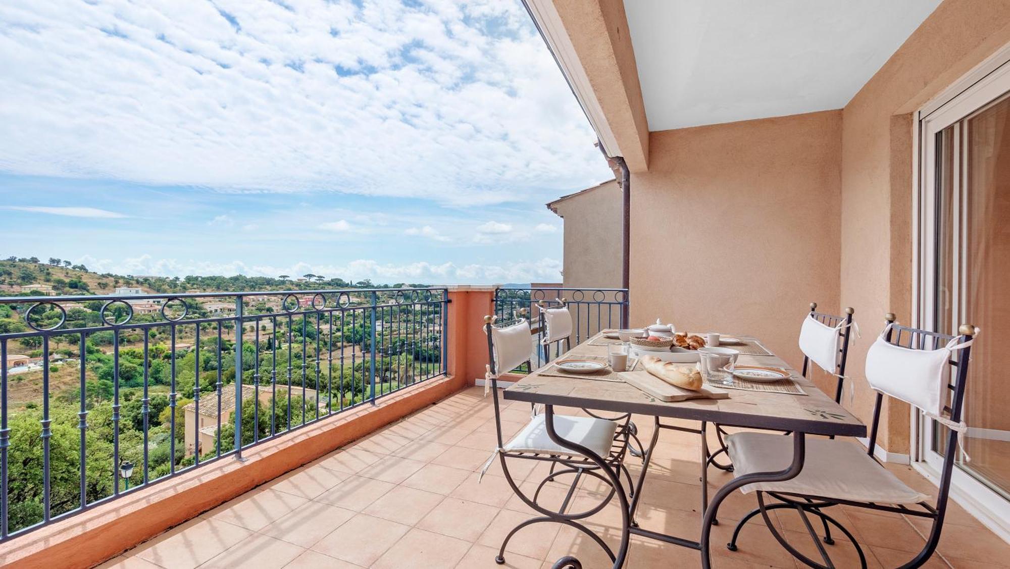 Les Cigales, Superbe Vue - Golfe De Sainte-Maxime Apartment Luaran gambar